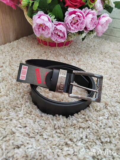 Мужской ремень из эко кожи Levi's