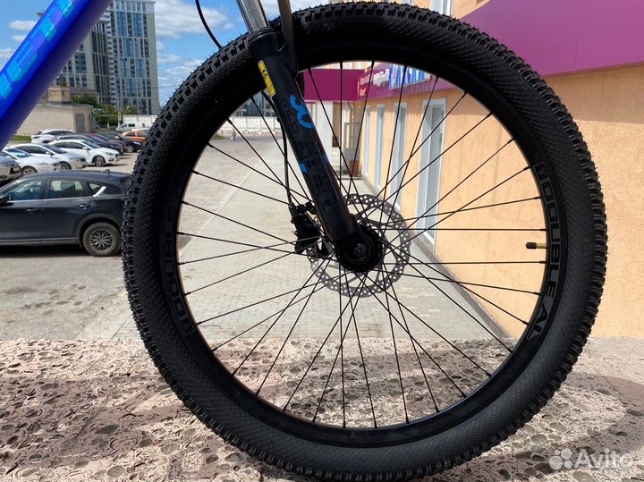 Велосипед горный на алюминиевой раме гидравлика