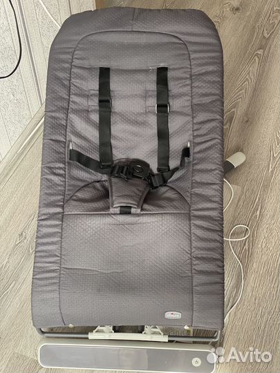 Детский шезлонг-качеля Chicco rhytm and sound