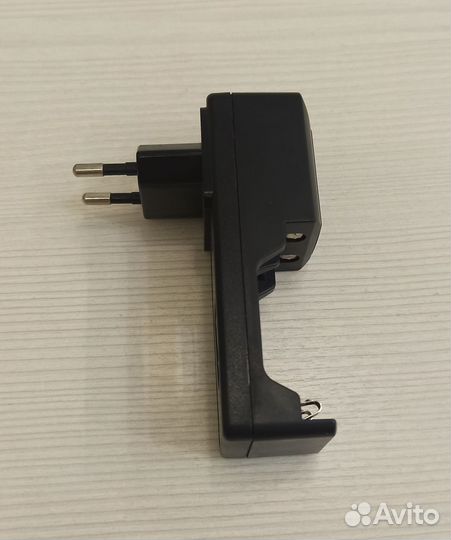 4 аккумулятора, зарядное устройство ааа аа AAA AA