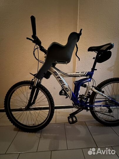 Детское кресло на велосипед переднее