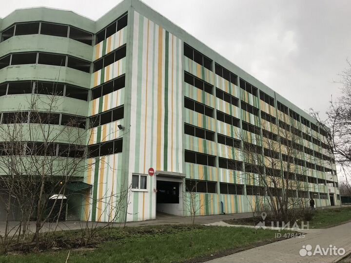 Сдам машиноместо Корнейчука 31