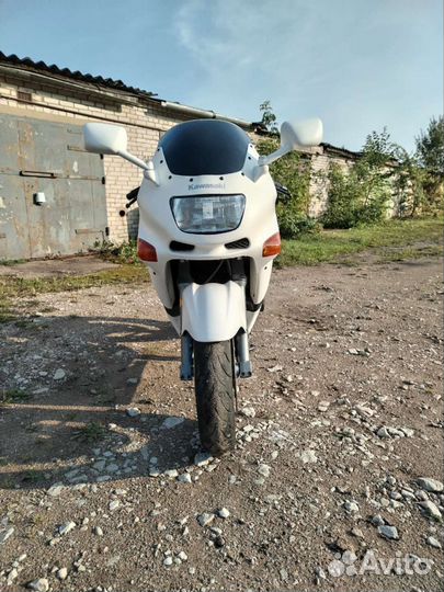 Kawasaki ZZR 400-2