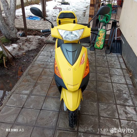 Продам скутер Даянг