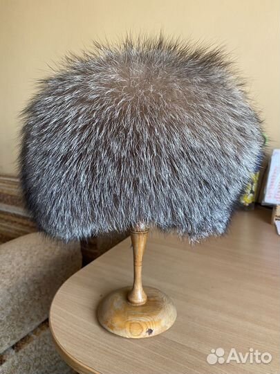 Шапка из чернобурки женская