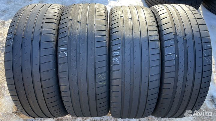 Michelin Pilot Sport 4 235/45 R18