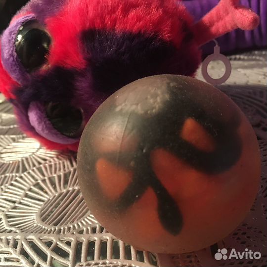 Змей и яйцо с змеями