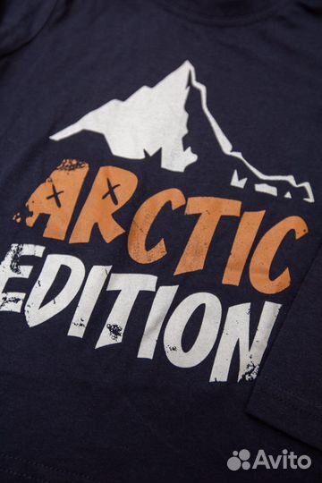 Лонгслив. Германия