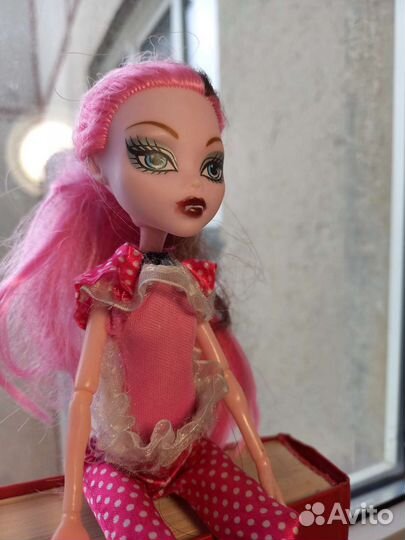 Кукла эвер афтер хай