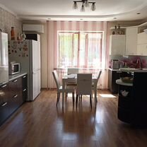 Дом 240 м² на участке 14,7 сот., Алма-Ата