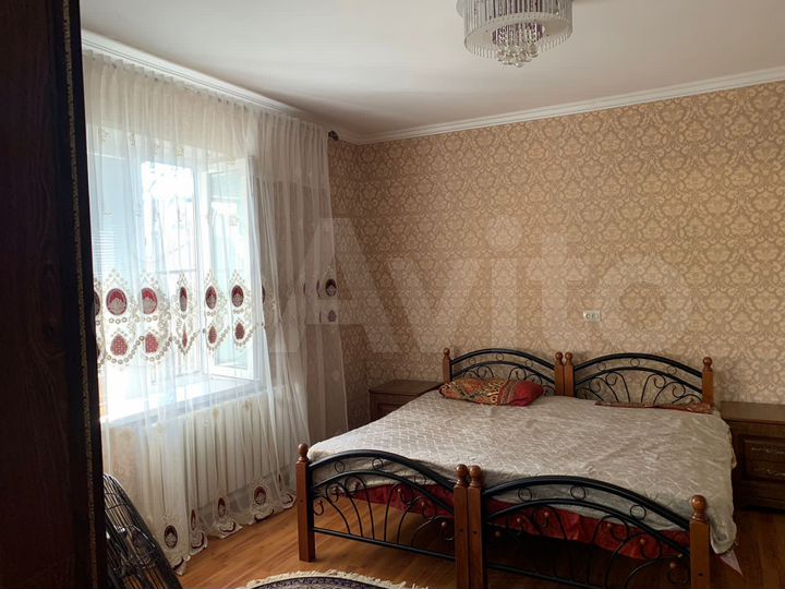 Дом 100 м² на участке 1,55 га