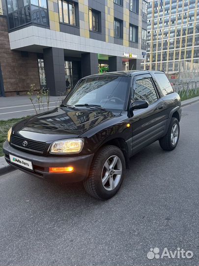 Toyota RAV4 2.0 AT, 1995, 377 000 км