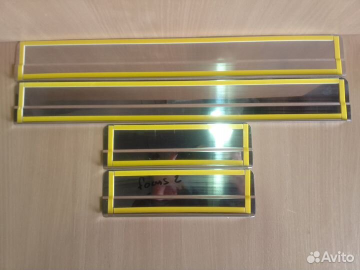 Накладки на пороги Ford Focus 2 (нержавейка)