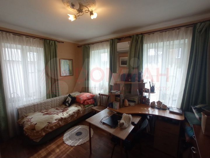 4-к. квартира, 78 м², 1/1 эт.