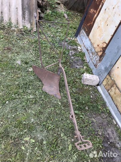 Конный плуг