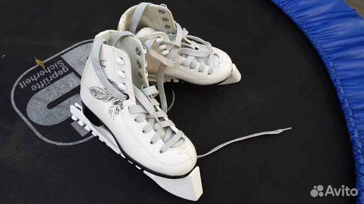 Коньки фигурные детские