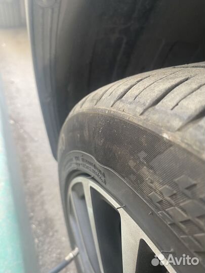 Kumho Ecsta HS51 215/45 R17 91