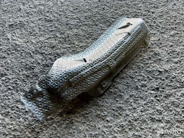 Экран тепловой Renault Arkana пробег 46 H5HA450