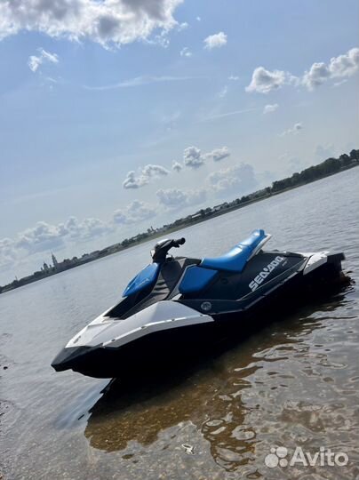 Гидроцикл BRP Spark