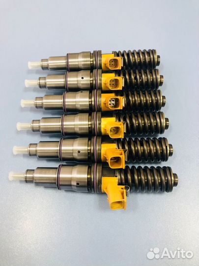 Насос форсунки Volvo FH12