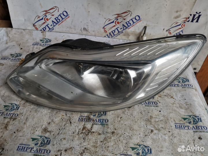 Фара левая на запчасти Ford Focus 3