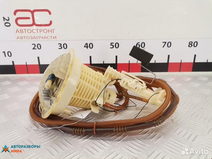 Насос топливный Dodge Magnum 2007 68102700AC