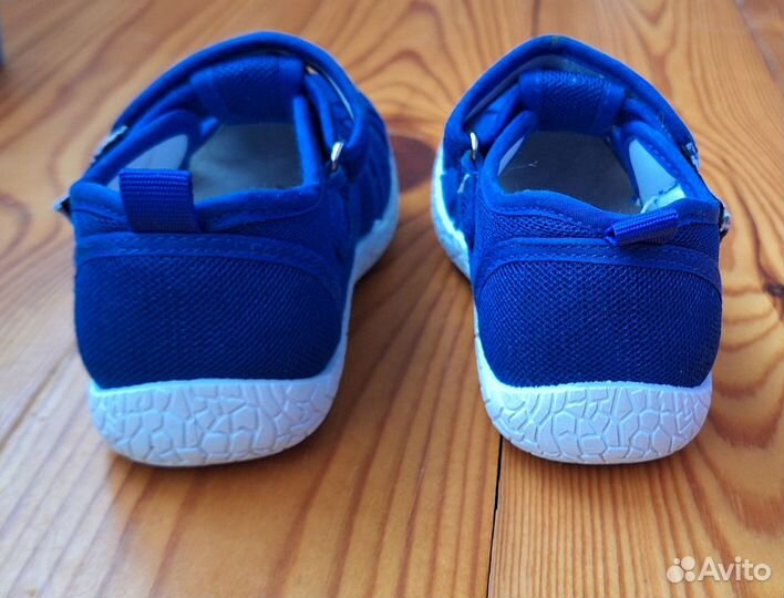 Новые сандалии Капитошка 24