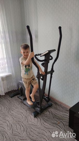 Эллиптический тренажер