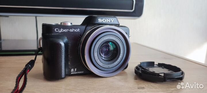 Компактный фотоаппарат sony cyber shot