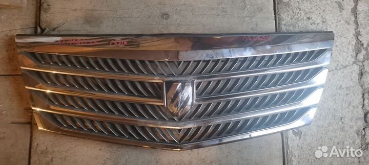 Решетка радиатора Toyota alphard