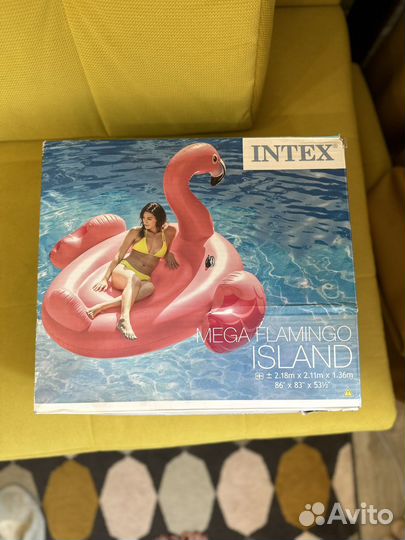 Надувной фламинго Intex