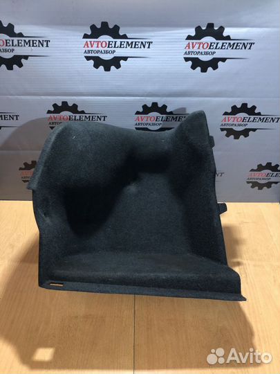 Обшивка багажника левая BMW 5 серия