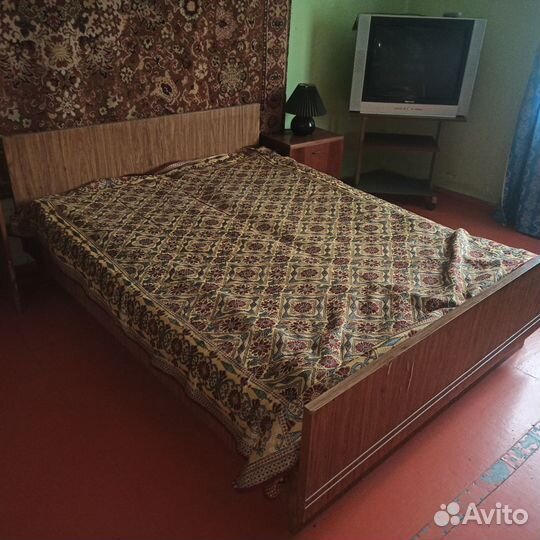 Кровать двухспальная