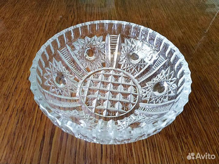 Салатники хрустальные, конфетницы