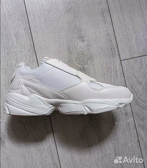 Кроссовки Adidas Falcon White