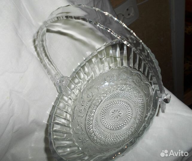 Хрустальная (стекло) красивая посуда