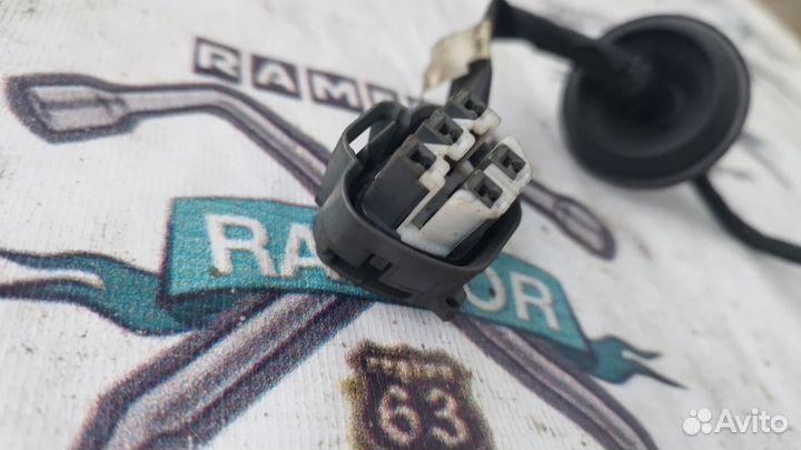 Фишка бензобака Toyota