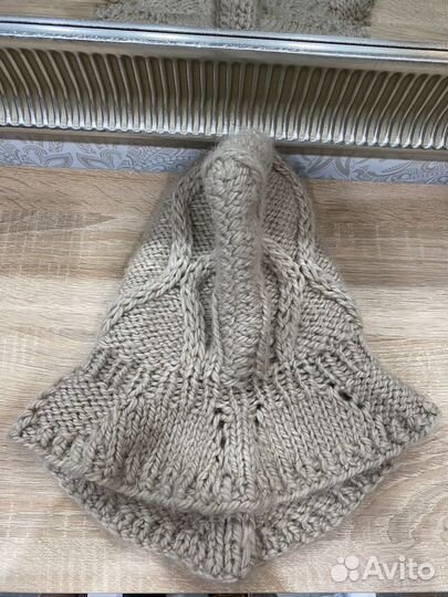 Капор вязаный на девочку 1,5-2,5 г