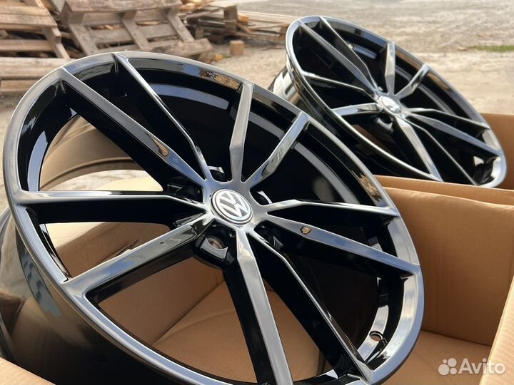 Диски R*18/5x112 Pretoria VW Golf,Octavia,Superb