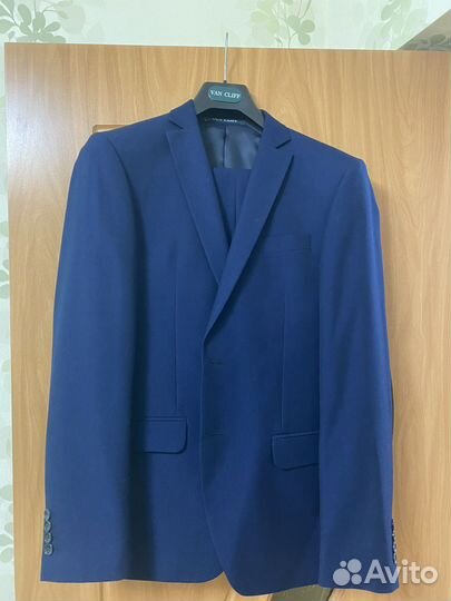 Костюм classic Van Cliff