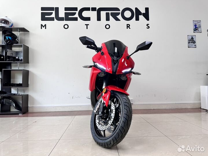 Электрический мотоцикл BMW RR