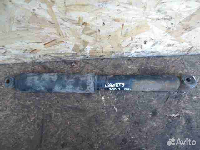 Амортизатор задний R Jeep Liberty 1 (KJ)