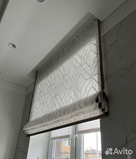 Римская штора на заказ на створку окна