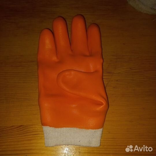 Перчатки
