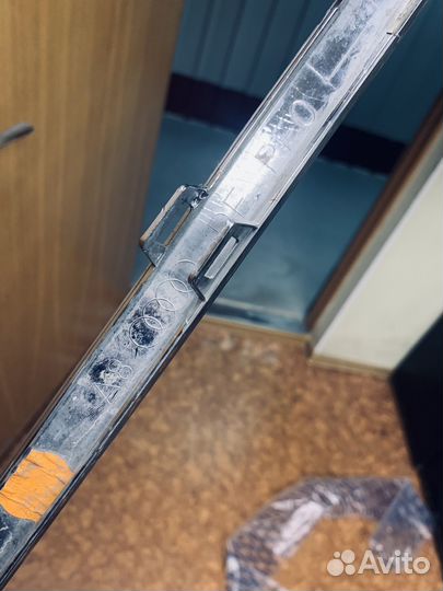 Накладка на бампер Audi A8 D4