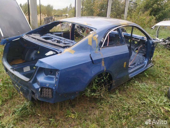 Крыло заднее правое Audi A5 8T 2007—2011