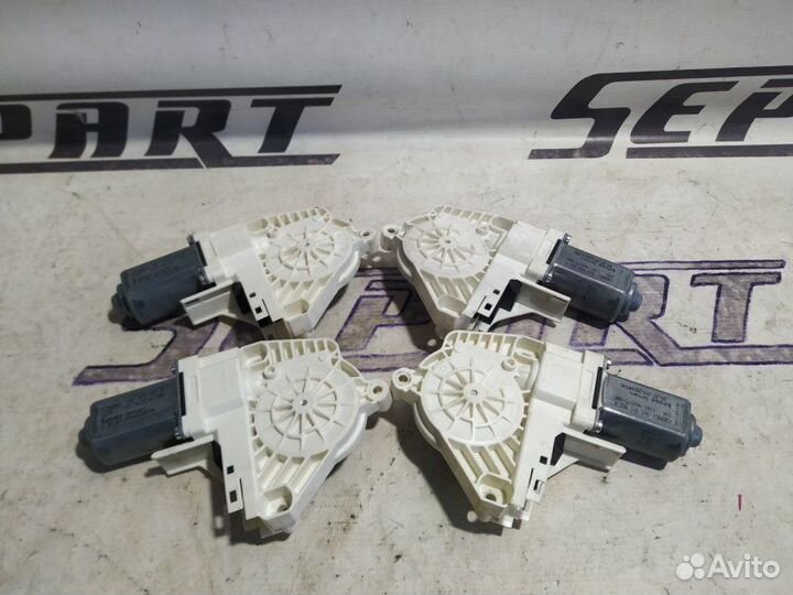 Моторчик стеклоподъемника Audi Q7 4L 2009—2015