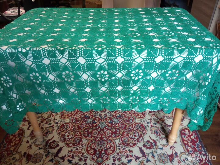 Скатерть новая ручной работы
