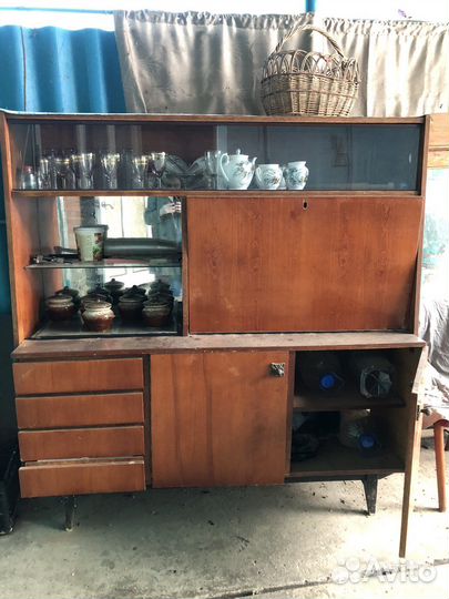 Старинный буфет