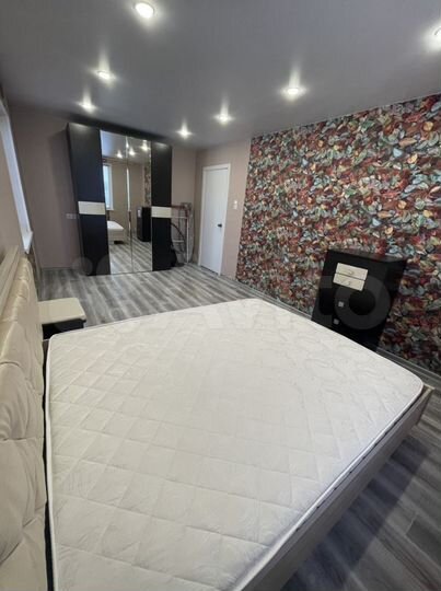 1-к. квартира, 33 м², 9/9 эт.